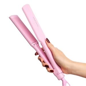 FoxyBae Pink Hair Straightener